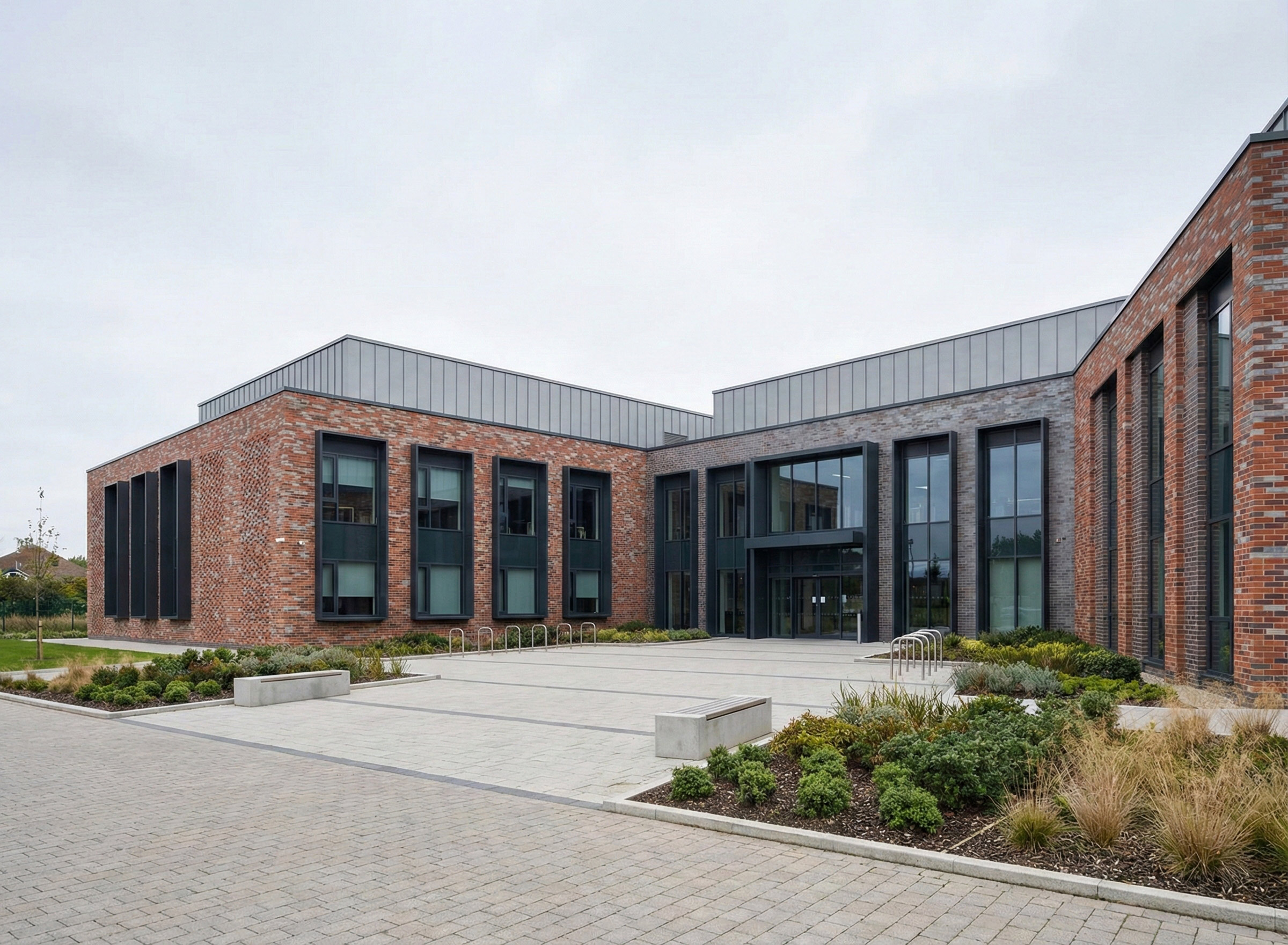 Commercial Landscaping Services School Grounds Berkshire – Landcraft Commercial Landscaping Services School Grounds Berkshire - Landcraft