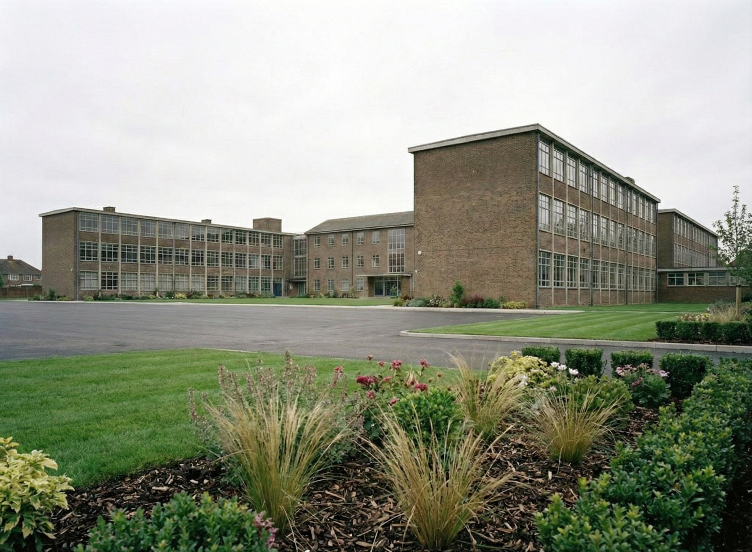 Commercial Landscaping School Grounds Northamptonshire – Landcraft Commercial Landscaping School Grounds Northamptonshire - Landcraft